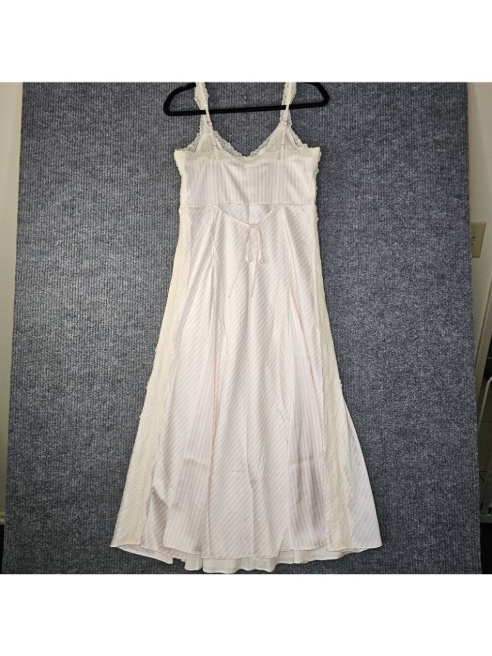 NWT $120 Abercrombie & Fitch bra free lace trim midi dress Pink Stripe sz M - Picture 6 of 8